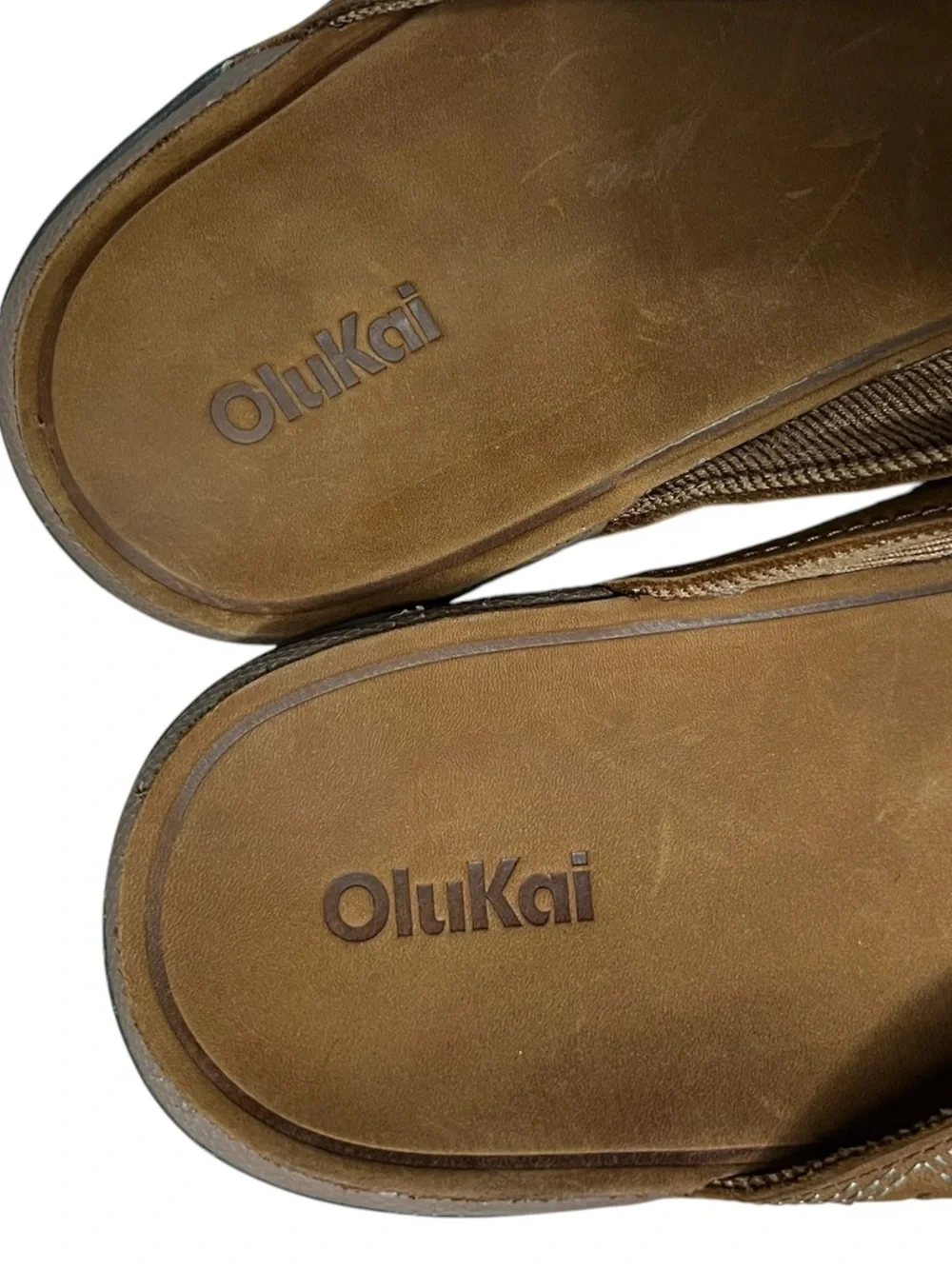 🌻NEW NWOT OluKai Tuahine Sandals Waterproof Leather Flip Flops Brown Mens 12